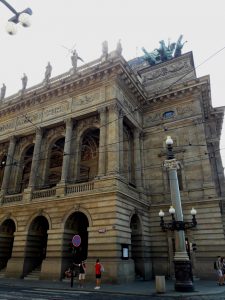Praga. Teatro Nacional